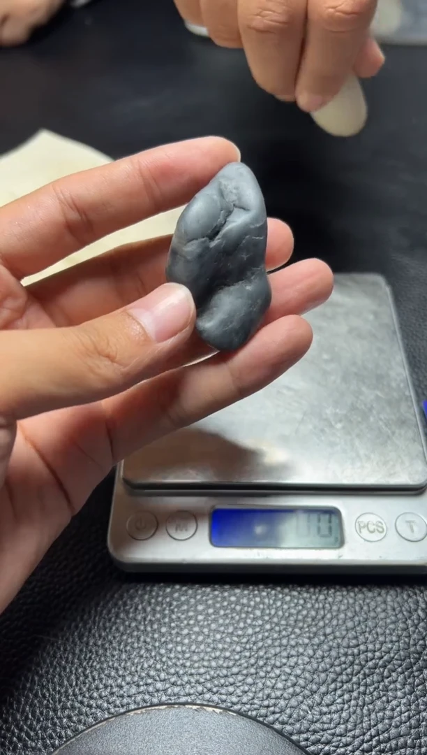 未镶嵌和田玉珠宝半成品170