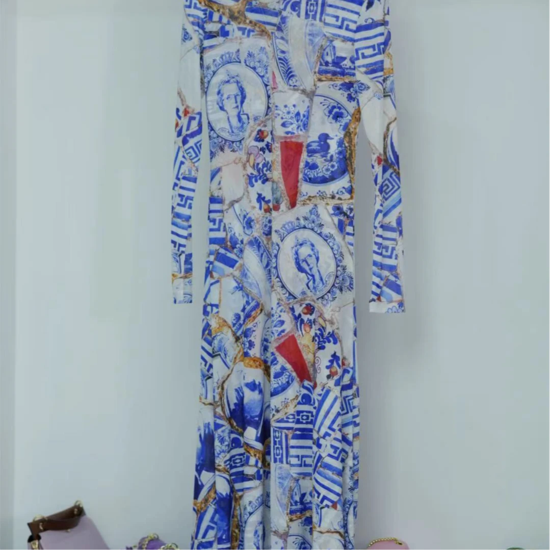 HZHJ新款原创  蓝瓷轻纱显瘦 长袖 连衣裙 时尚优雅贵族1013