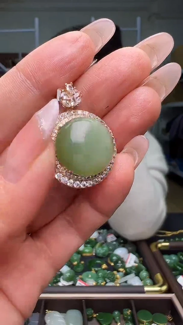 颈饰银S925镶嵌和田玉（多样性发货.发其一）11.25.59