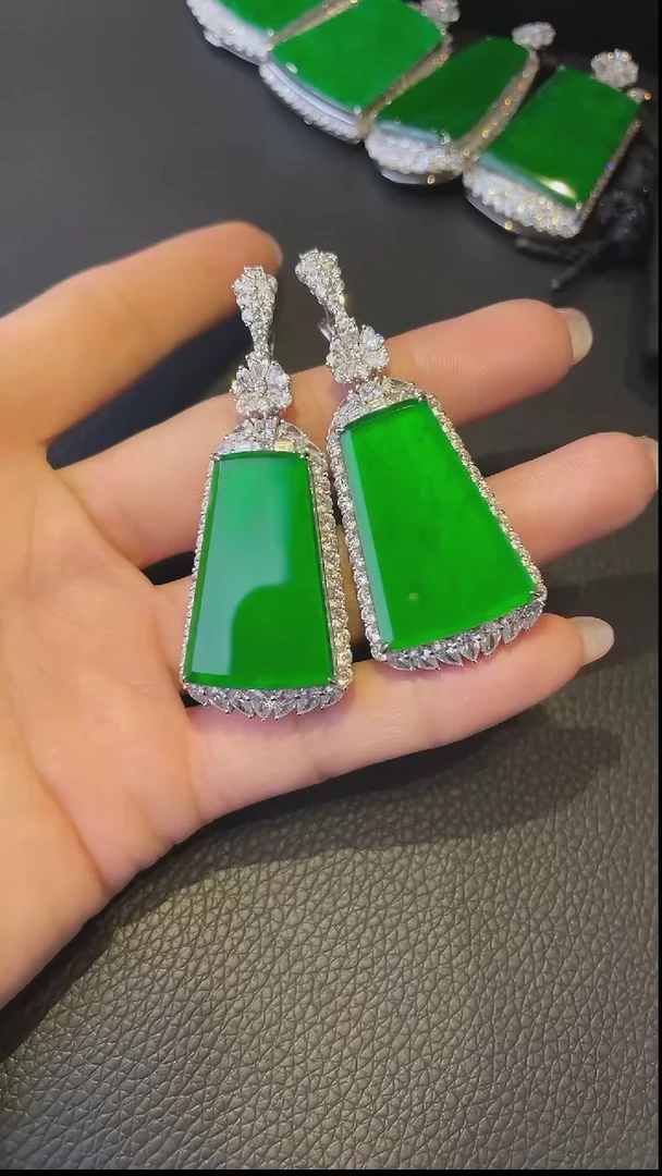 【闪购商品】翡翠颈饰18K金镶嵌耳环定金