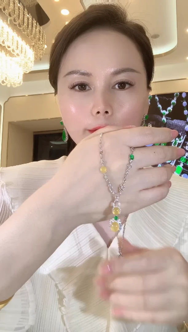 套链18K金镶嵌翡翠A98