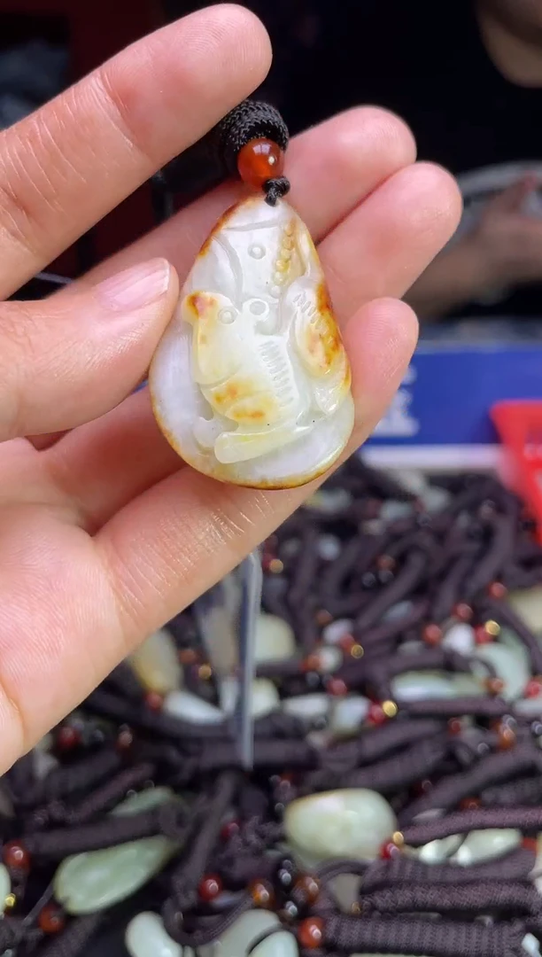 未镶嵌和田玉挂件1