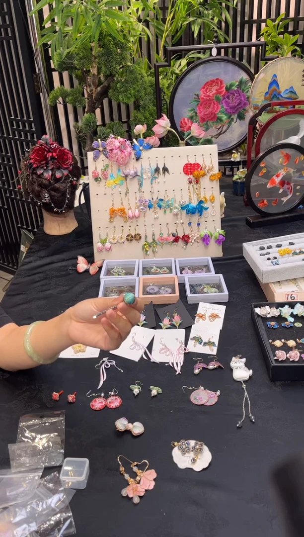 织绣?非遗苏绣手工饰品