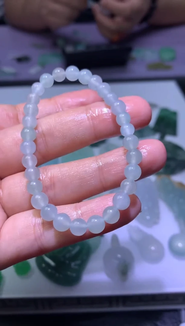 未镶嵌定制翡翠毛货 卡6.2
