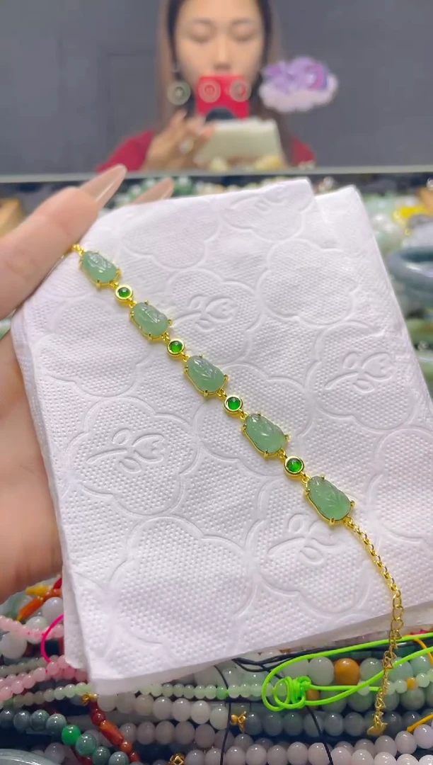 颈饰未镶嵌翡翠/S/翡翠A货，一件也是批发价