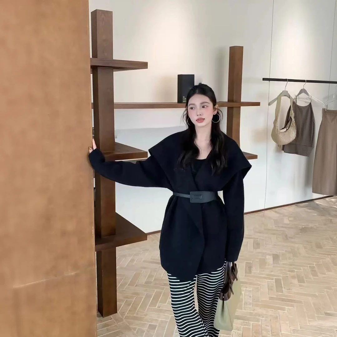 2025秋季新款洋气小众设计时尚百搭显瘦长袖翻领腰带加棉外套上衣