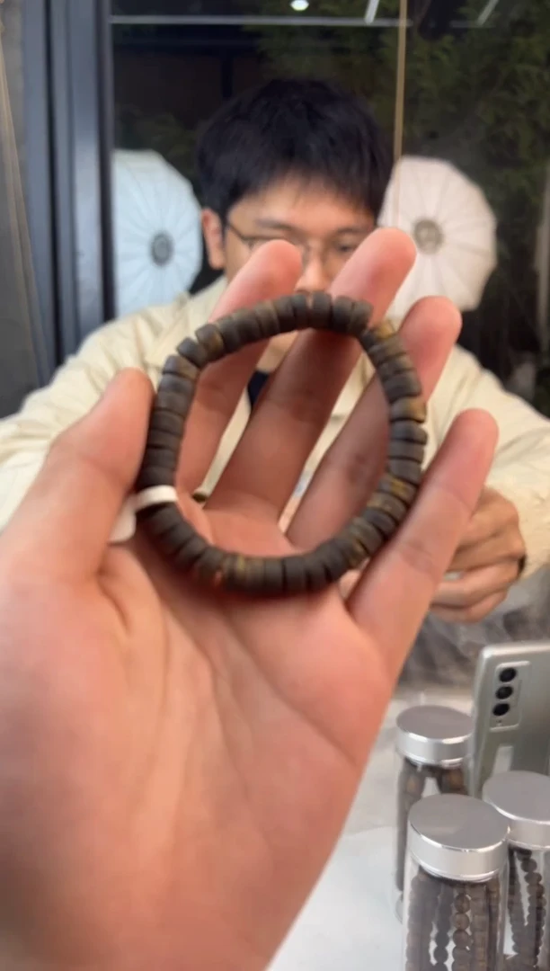 沉香手串沉水08片珠单圈10克多样性发一