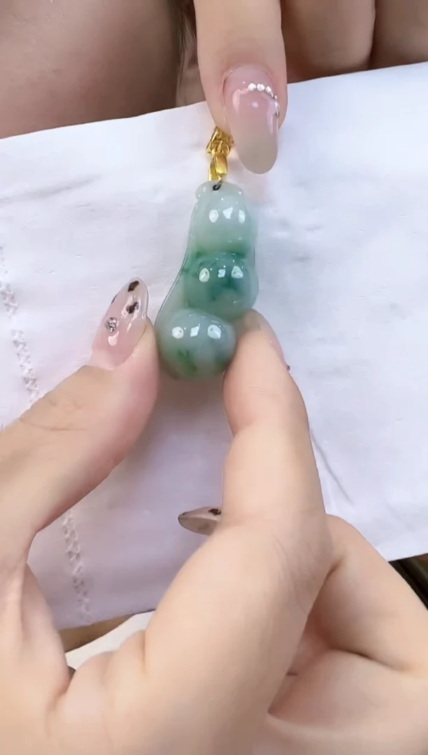 吊坠(赠链)银S925镶嵌翡翠福豆吊坠（送925银链）