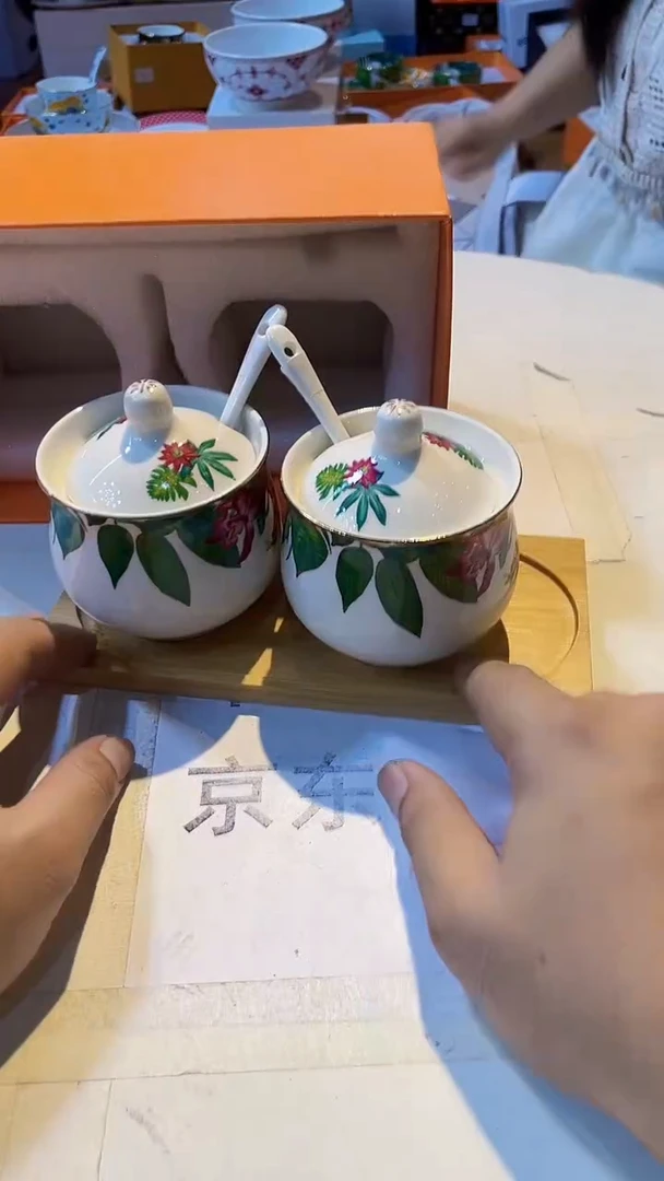 杯鸿辉家品牌瓷器，京东包邮！