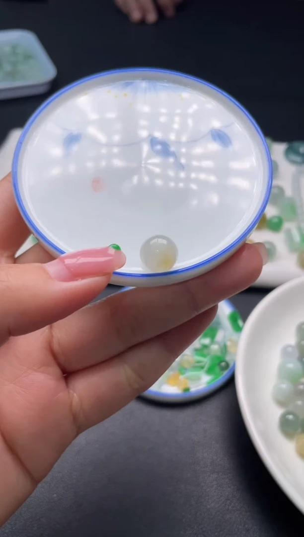 【闪购商品】定制翡翠未镶嵌啊A888