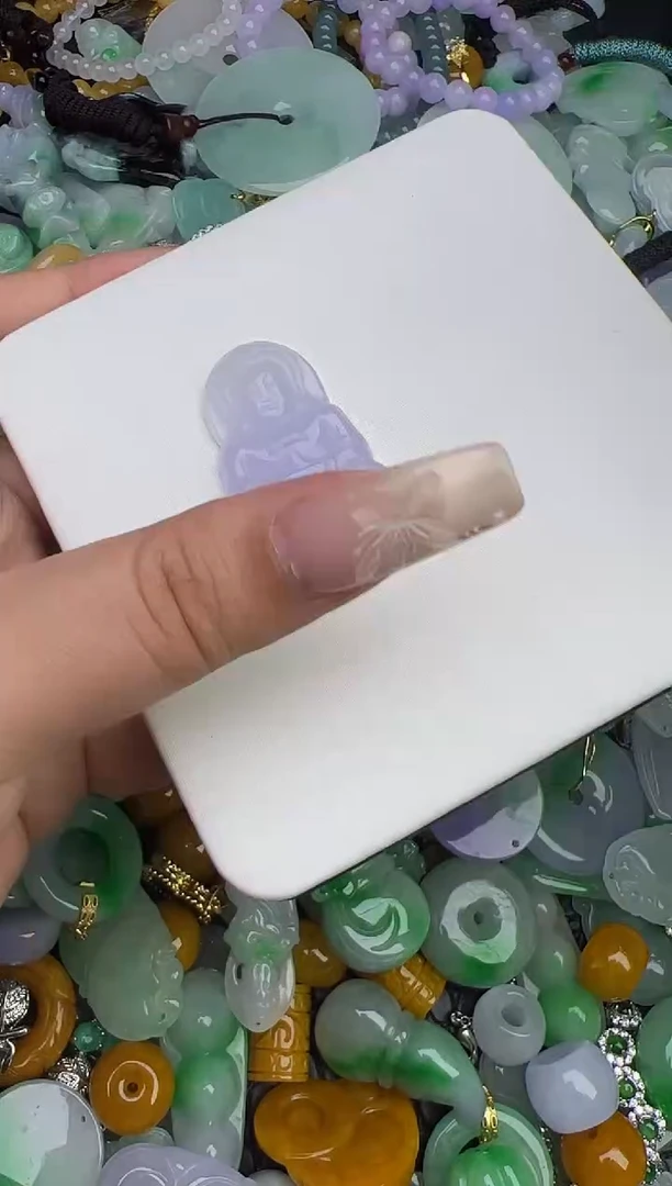 翡翠未镶嵌颈饰天然缅甸翡翠吊坠