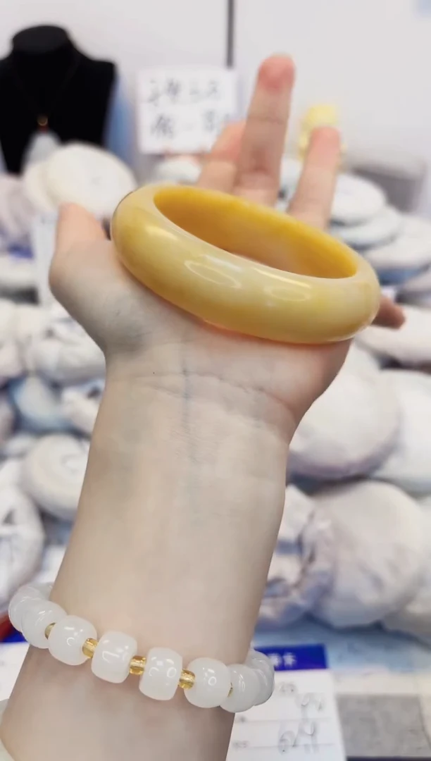 【闪购商品】石英质玉手镯未镶嵌125-财气镯圈口62