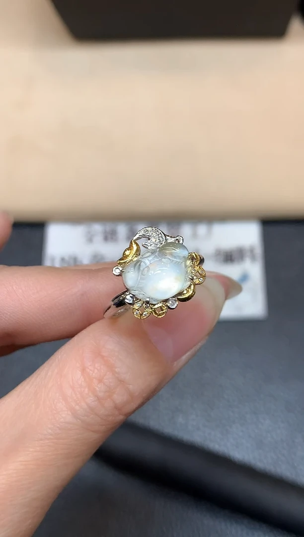 18K金镶嵌戒指翡翠【48小时鉴赏期】蟹钳【无服务费