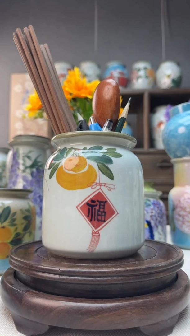 【闪购商品】瓶景德镇手绘陶瓷花瓶底部无孔高12口9左右