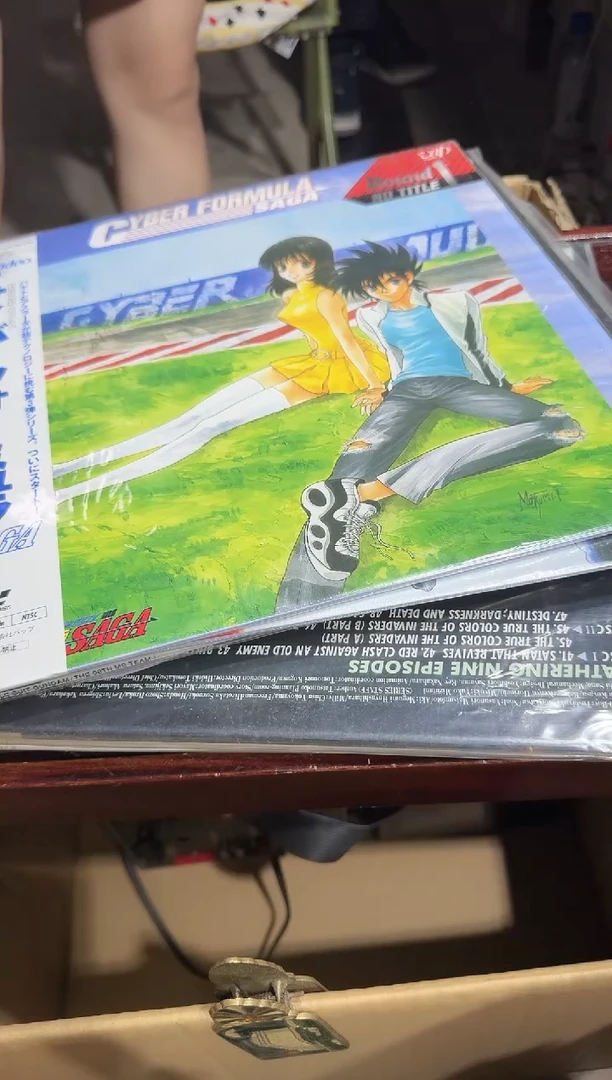瓷片马*急   253中古商品，瑕疵品，不保好坏。