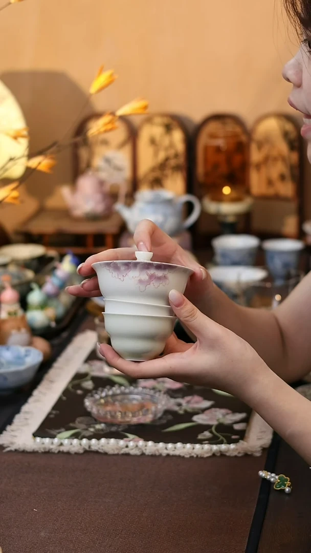 手绘牡丹葫芦盖碗加杯