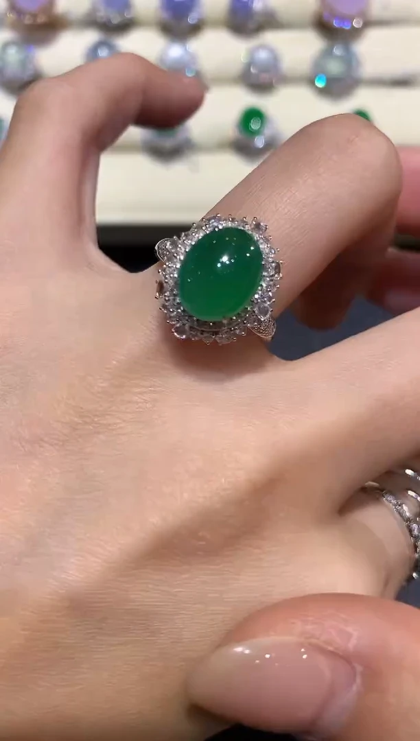 【闪购商品】翡翠戒指18K金镶嵌a280