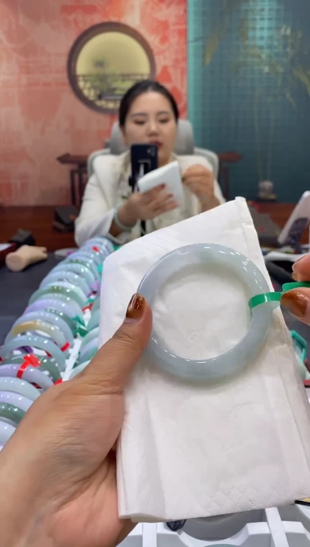 未镶嵌手镯翡翠多人00016044