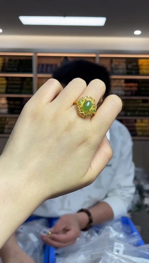 【闪购商品】和田玉·未镶嵌多样性发一件