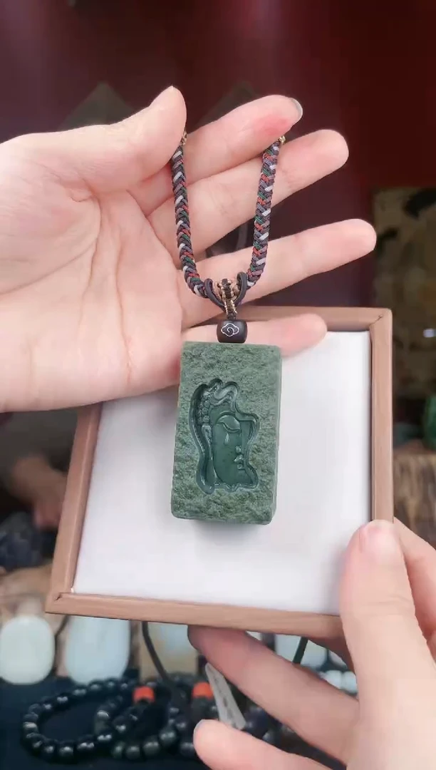 【闪购商品】和田玉颈饰未镶嵌佛的一滴泪