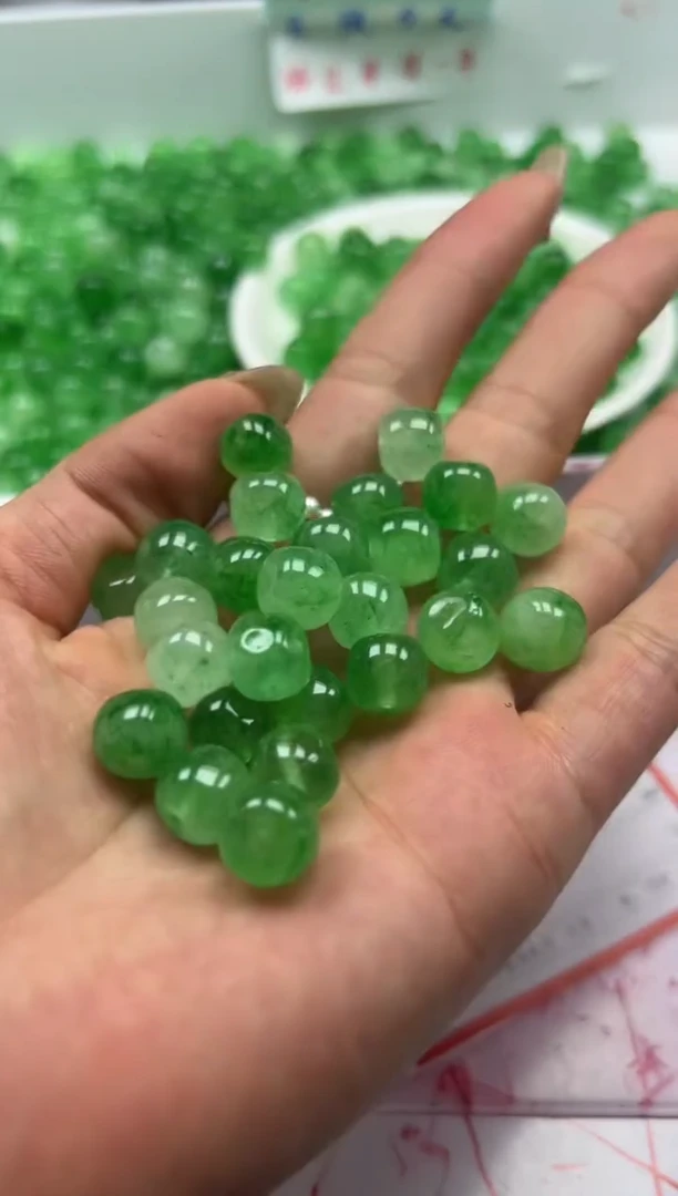未镶嵌颈饰碧玺w1739苹果绿碧玺10*8mm*15颗