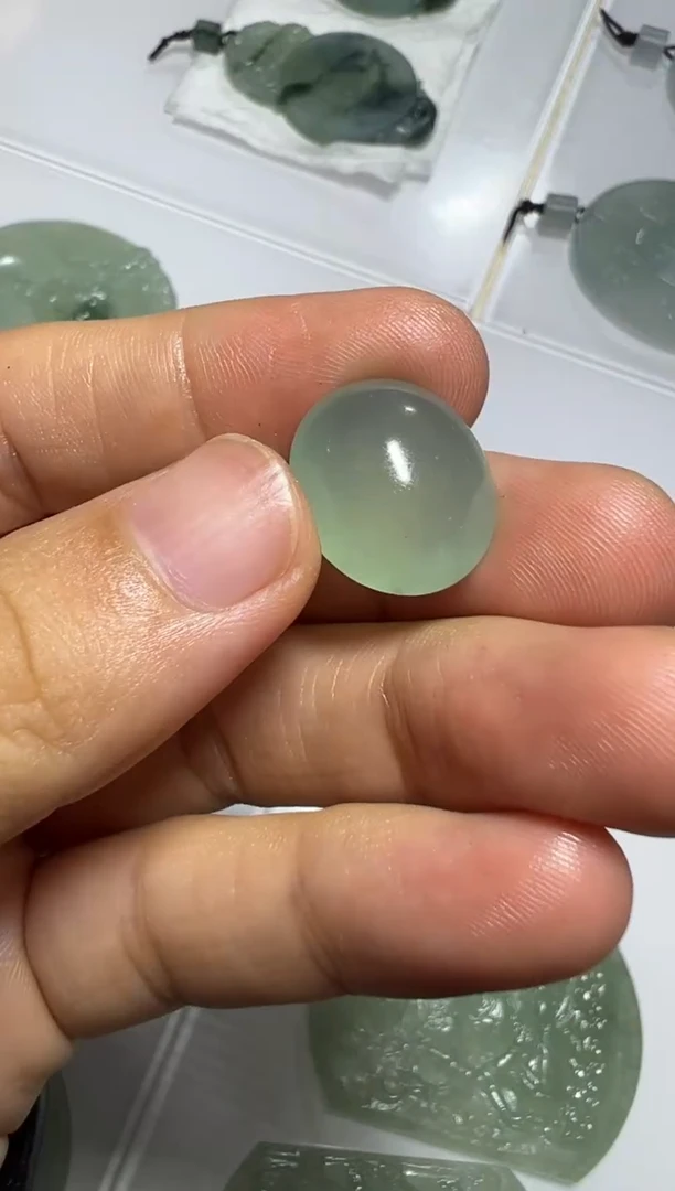 未镶嵌定制翡翠戒面