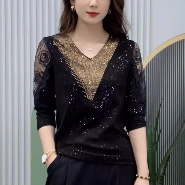 【夏季新款】蕾丝v领金钻打底衫女装欧货重工烫钻长袖T恤上衣女