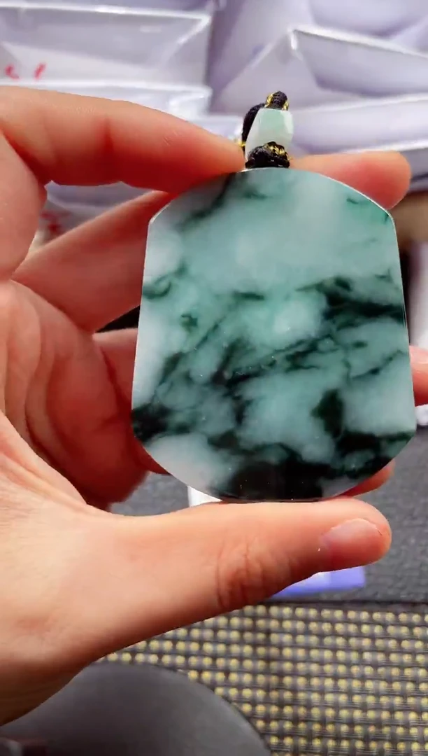 未镶嵌挂件翡翠1118888