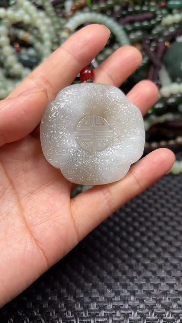 【闪购商品】和田玉颈饰未镶嵌.