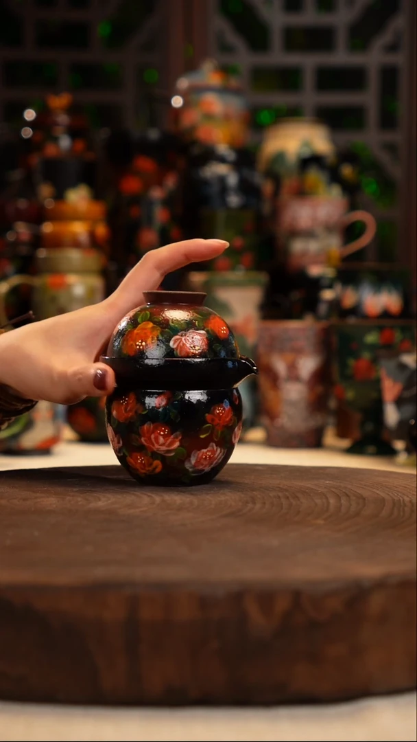 油画     手绘釉下彩