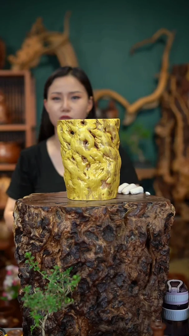 枣木雷击枣木笔筒