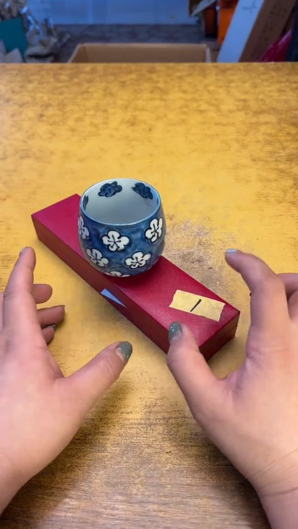 瓷器瓷器瑕疵瑕疵1金碗