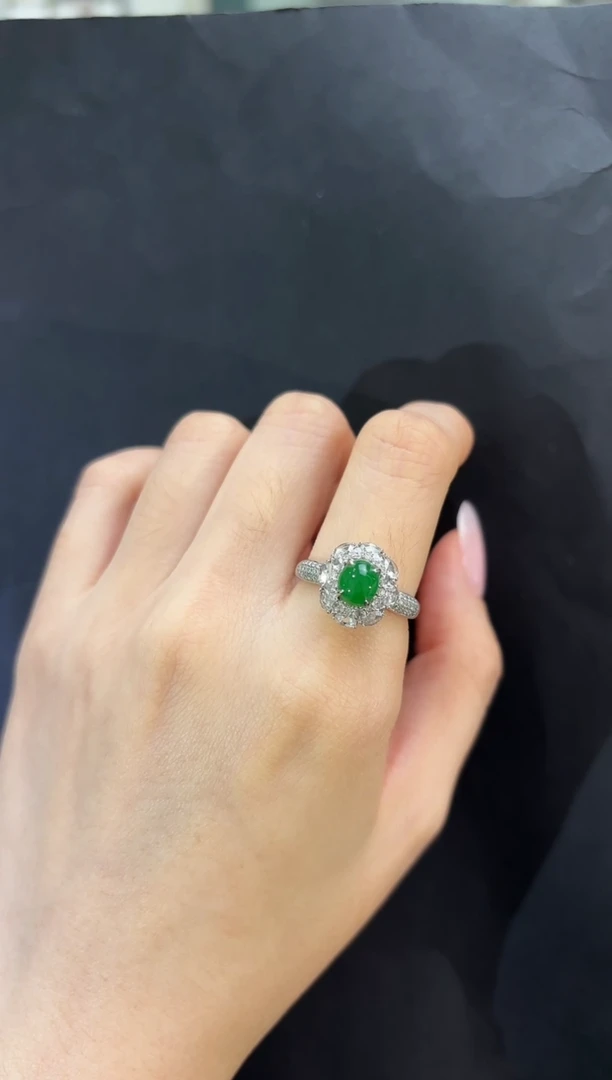 18K金镶嵌戒指翡翠戒指14.5圈多人不退不换