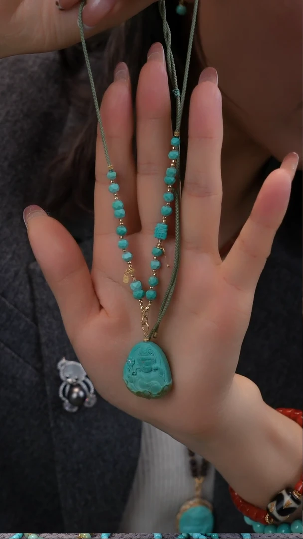 18K金镶嵌绿松石项链1111