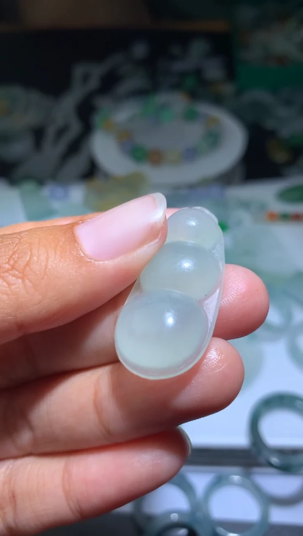 定制翡翠未镶嵌毛货