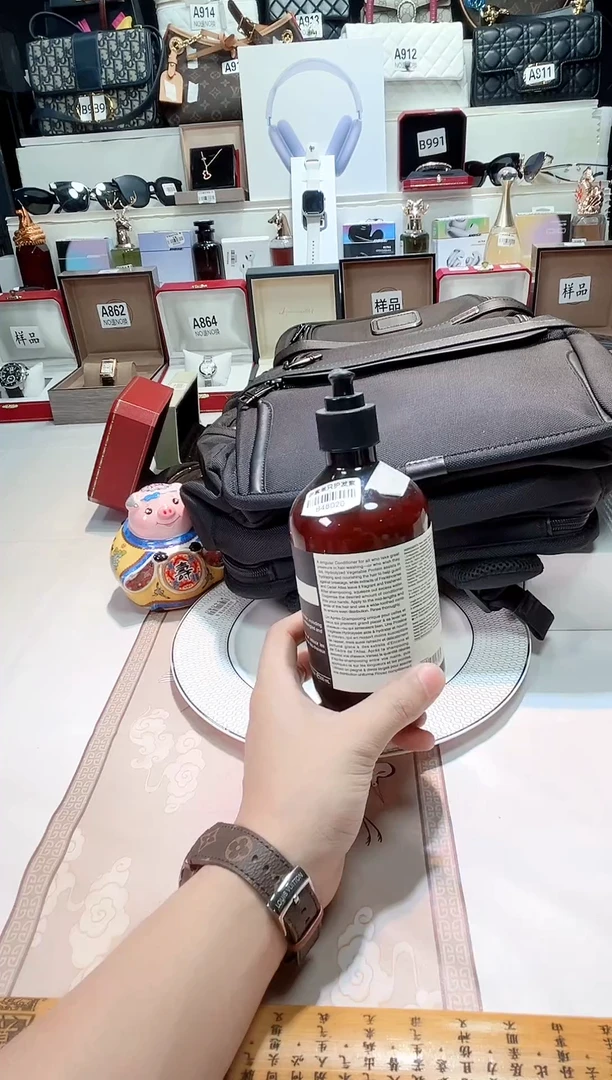 瓷片瓷器 库房到期 全部地板价@@1