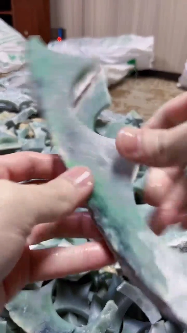 翡翠裸石缅甸翡翠A货文7739