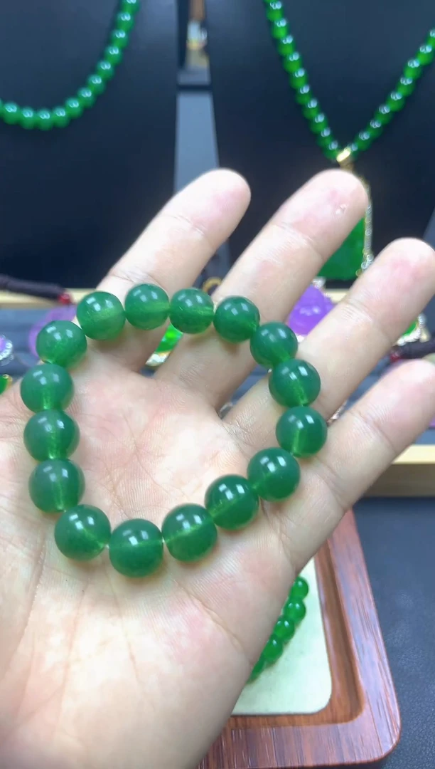 未镶嵌戒指翡翠手串