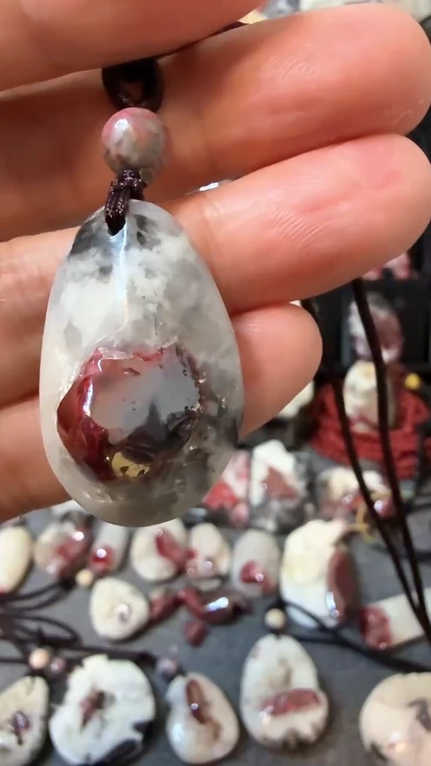 【闪购商品】天然辰砂大晶砂随行吊坠1