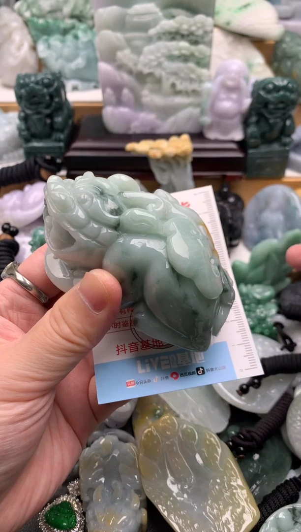 吊坠(不含链)未镶嵌翡翠1