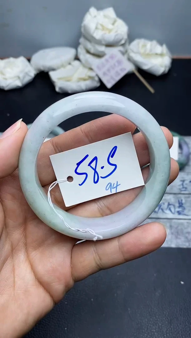 未镶嵌手镯翡翠94