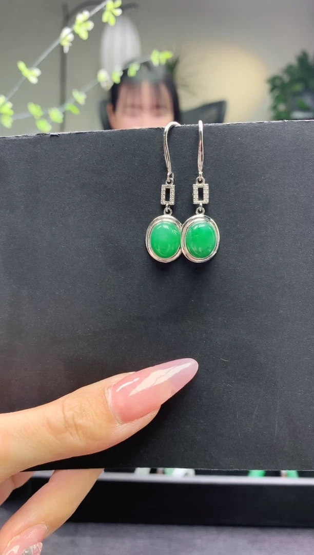 石英质玉耳坠合金耳坠