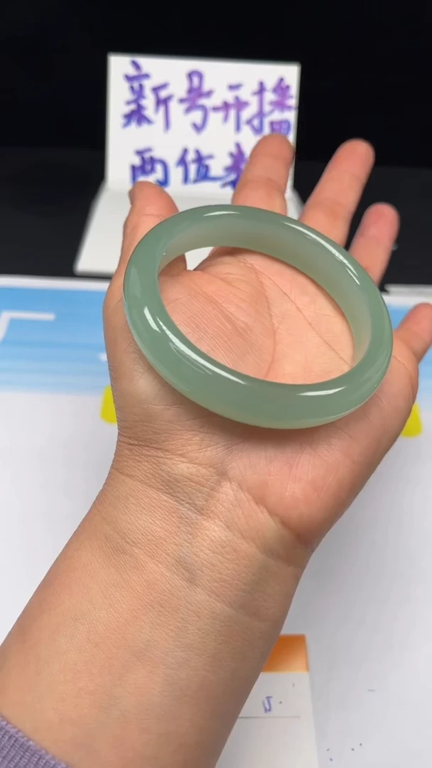 未镶嵌手镯和田玉15-60.2