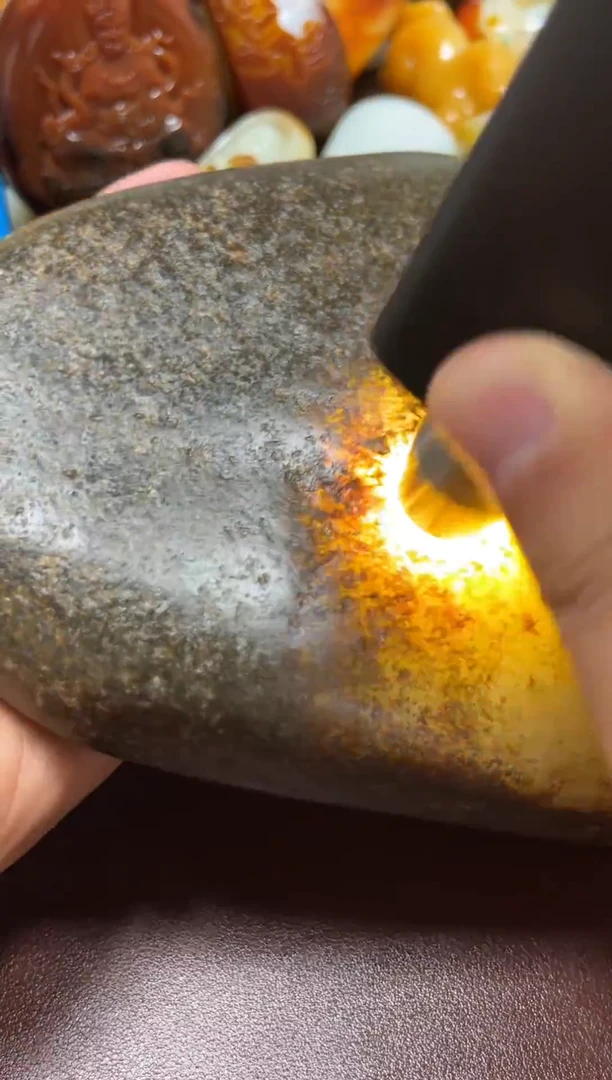 颈饰未镶嵌和田玉天**光和田玉