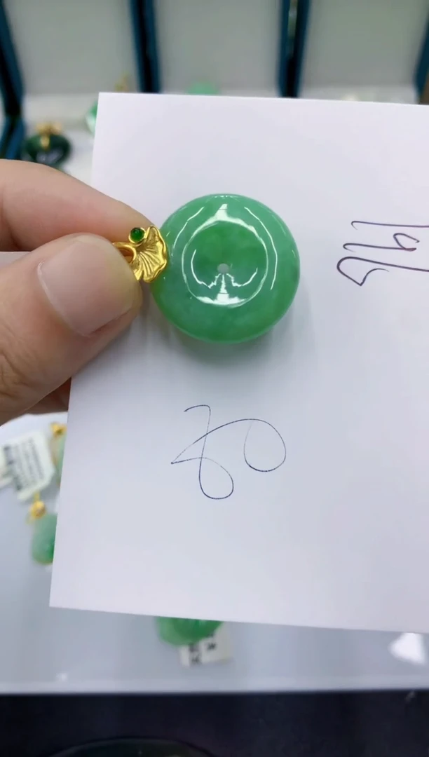 颈饰未镶嵌翡翠翡翠