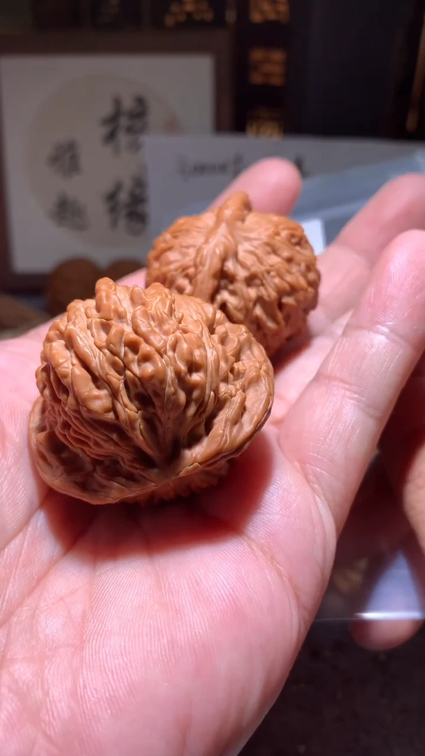 文玩核桃把件【核缘雅趣】41左右汉高楼，同尺寸随机发1029