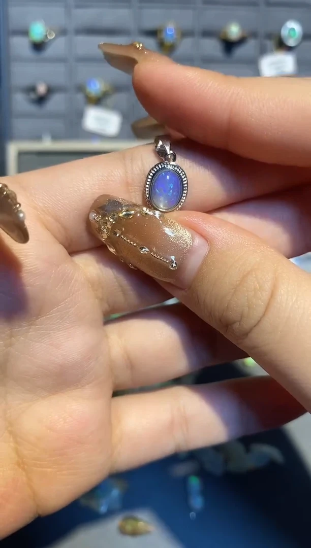 【闪购商品】欧泊吊坠合金吊坠