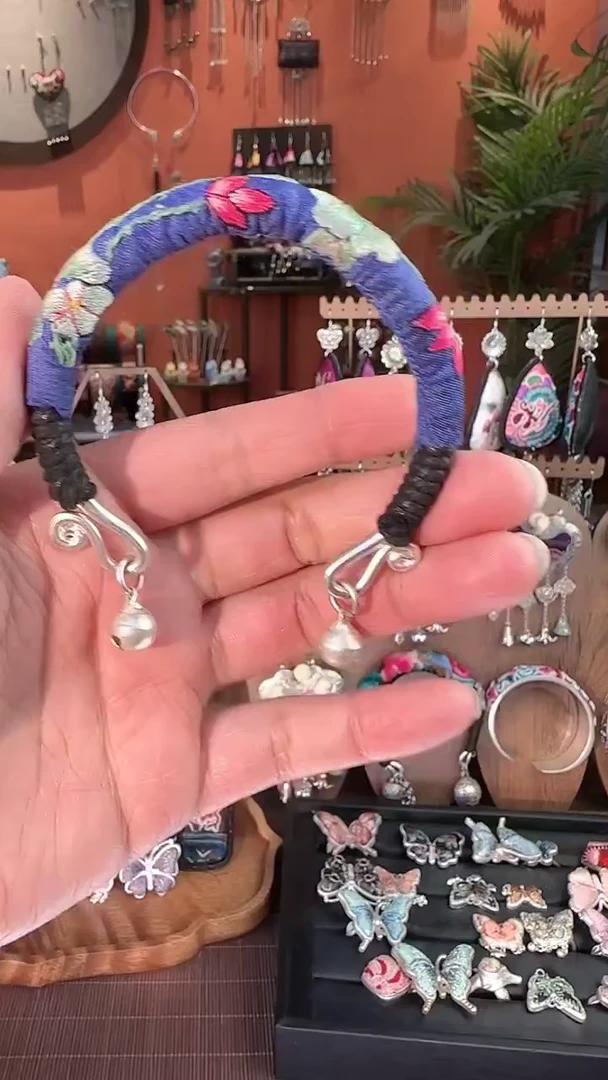 非遗那些刺绣手镯5