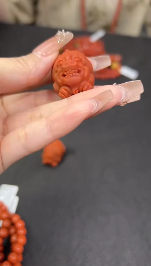 未镶嵌摆件南红玛瑙9.28-33-23mm（多样式发其一)25092501280999