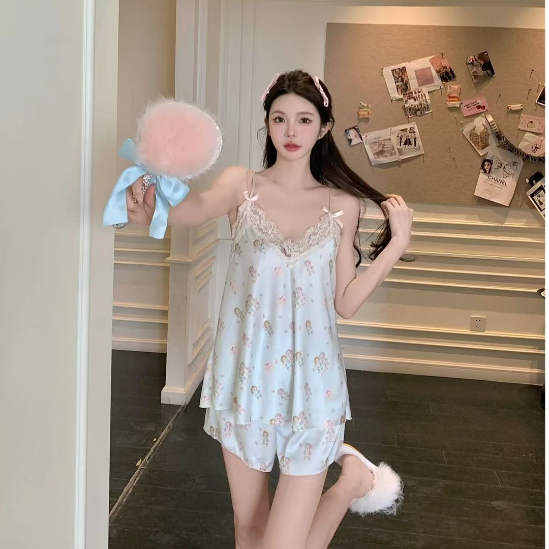 【纯纯欲动】少女甜美纯欲蕾丝花边冰雪丝吊短裤睡衣套装